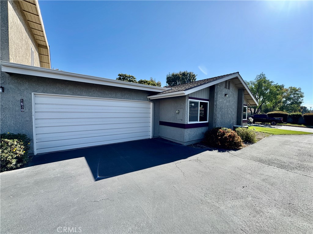 1630 Carmel Circle E Property Photo 18
