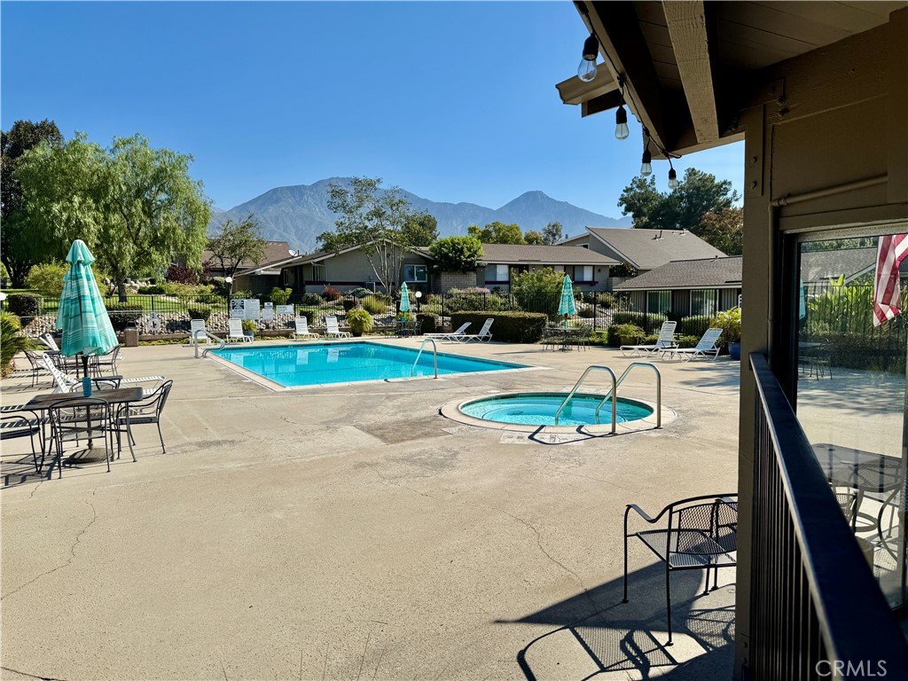 1630 Carmel Circle E Property Photo 24