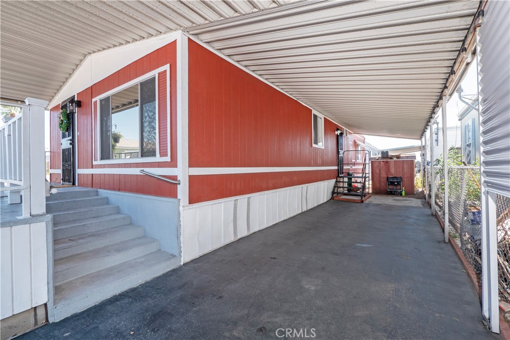 1045 N Azusa 79 Property Photo 4