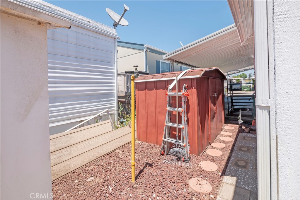 1045 N Azusa 79 Property Photo 37