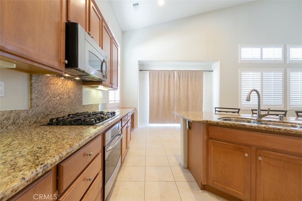 41640 Merryvale Lane Property Photo 9
