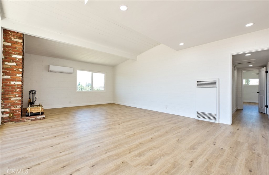 4264 Harrison Street Property Photo 4