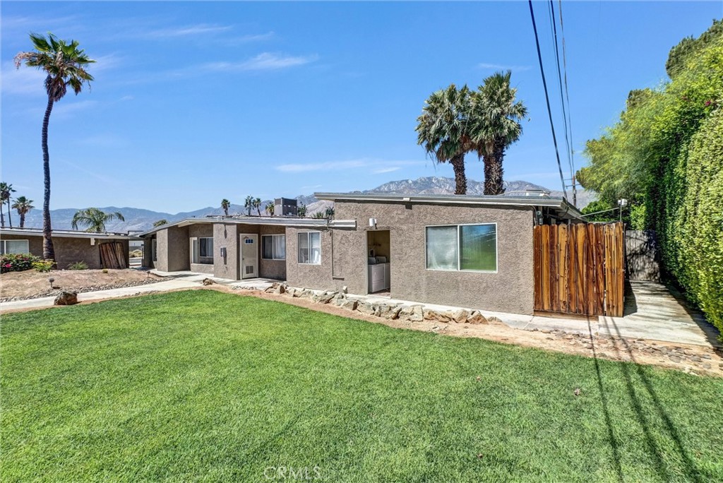 2200 E Sahara Road Property Photo 14