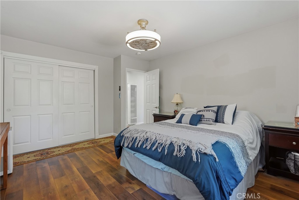 721 Ivy Property Photo 10