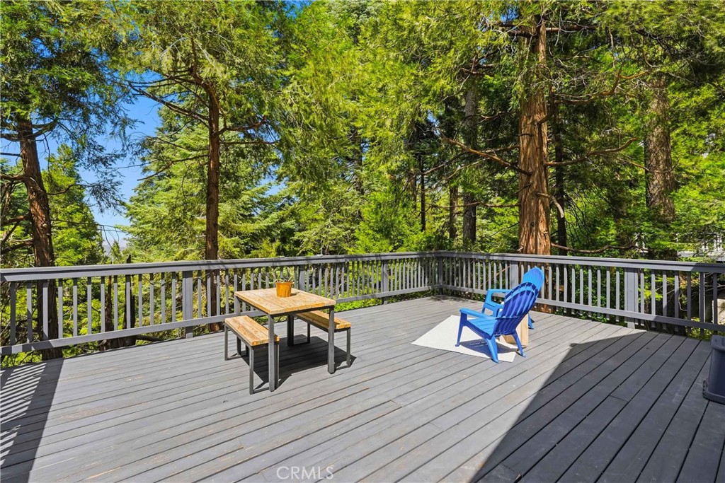 721 Ivy Property Photo 15