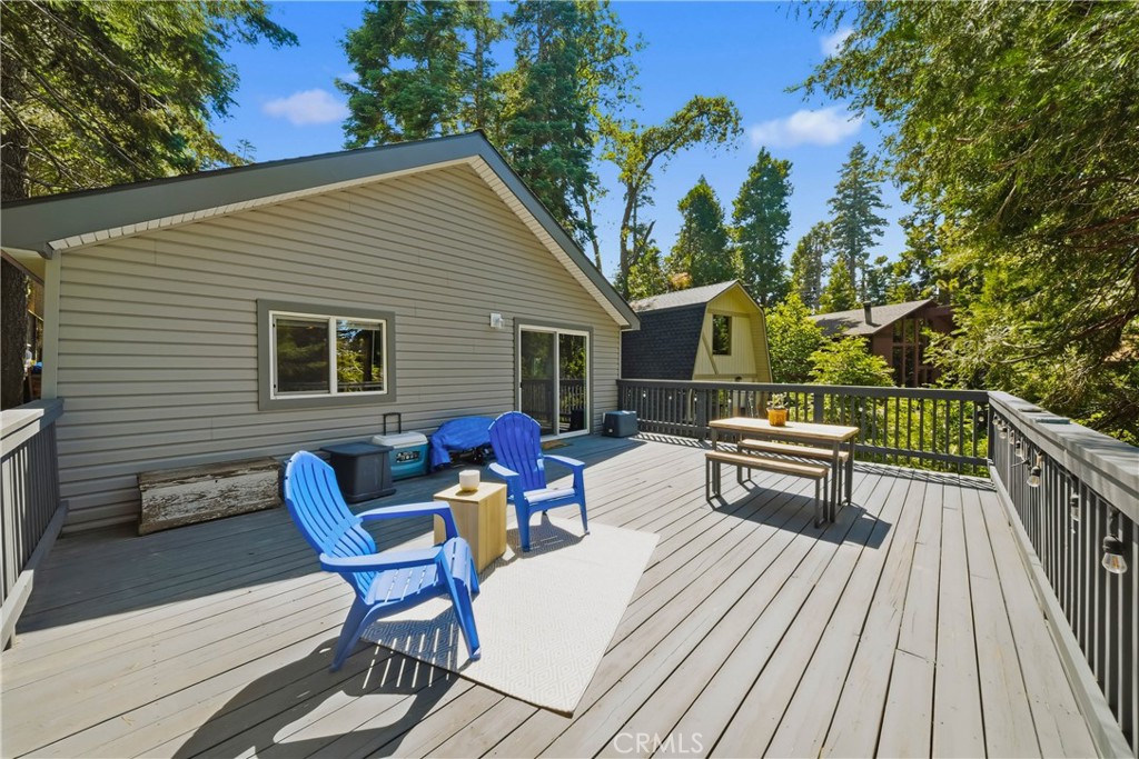 721 Ivy Property Photo 16
