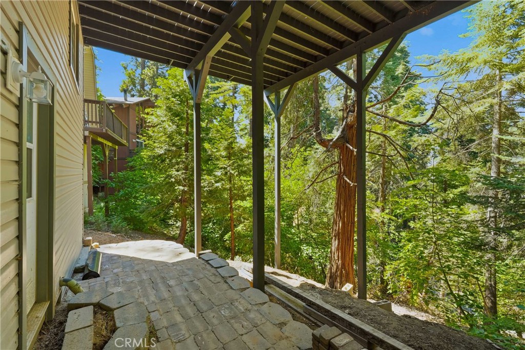 721 Ivy Property Photo 20