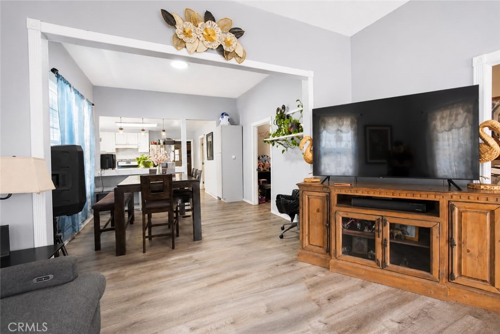 3934 Brockton Property Photo 10