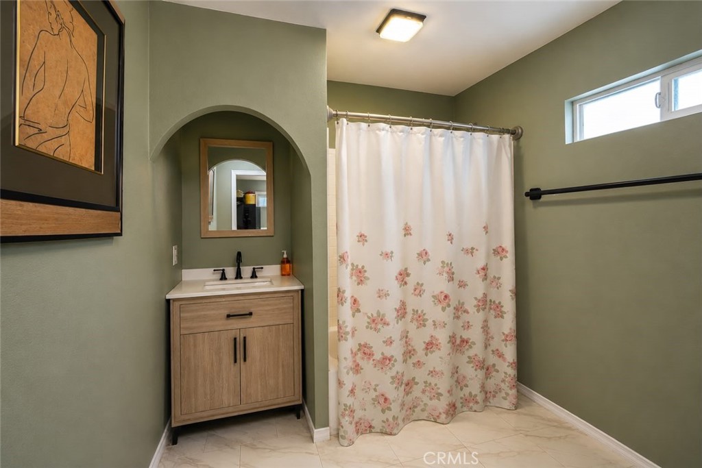 3934 Brockton Property Photo 19