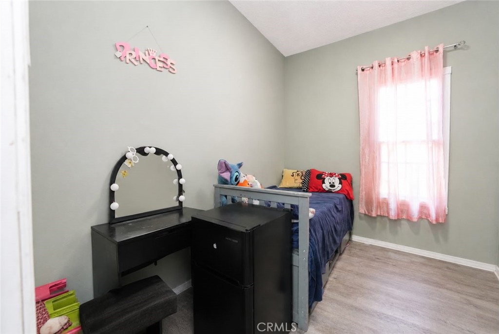 3934 Brockton Property Photo 27