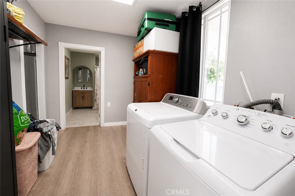 3934 Brockton Property Photo 28