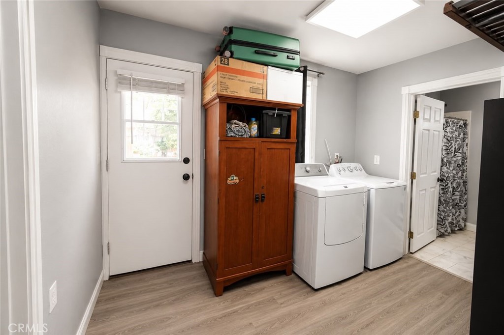 3934 Brockton Property Photo 29