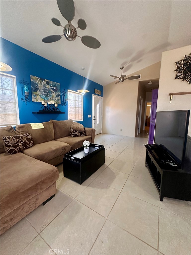17466 Haynes Property Photo 9