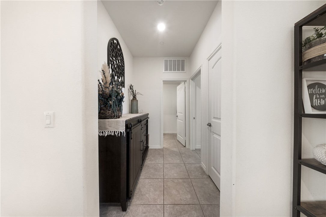13862 Mardi Gras Property Photo 12