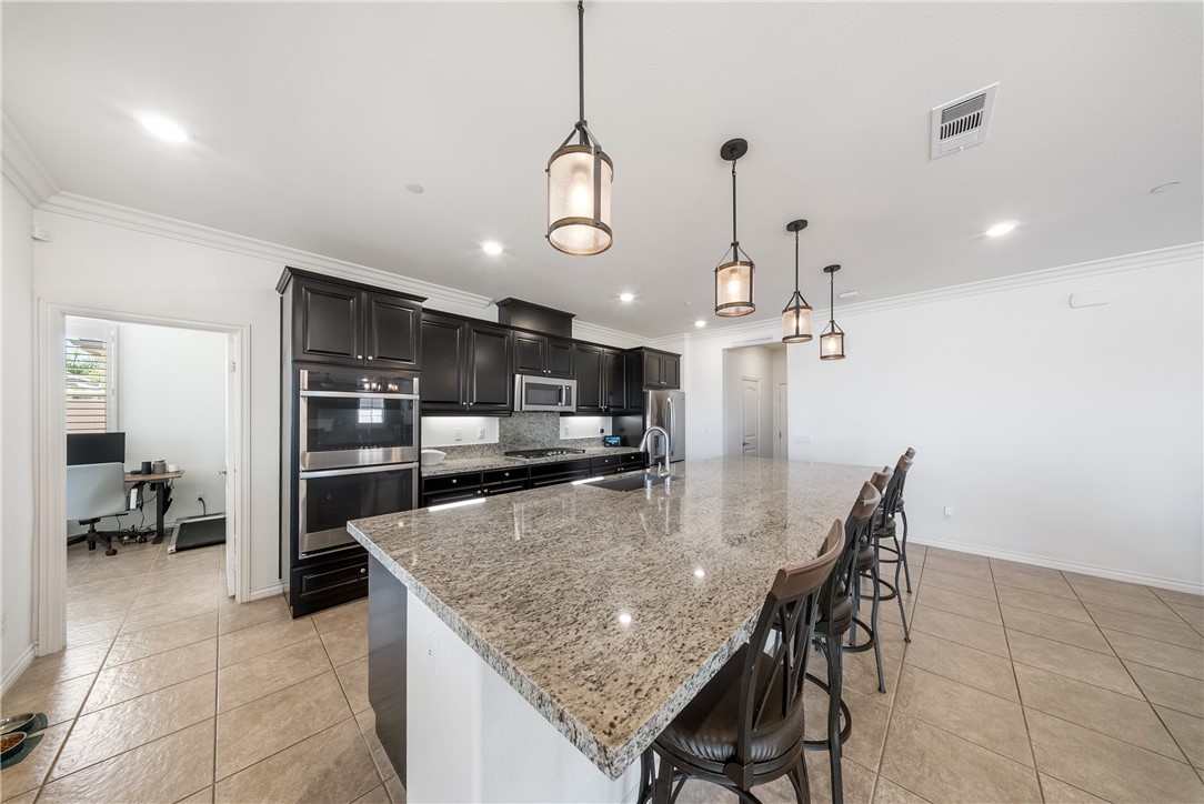 13862 Mardi Gras Property Photo 25