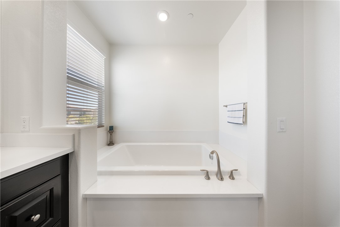 13862 Mardi Gras Property Photo 49