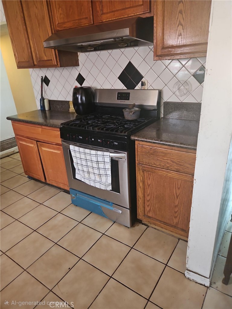 14636 Demblon Property Photo 3