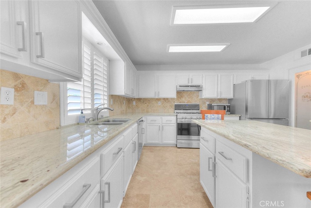 16446 Swiftwing Court Property Photo 10