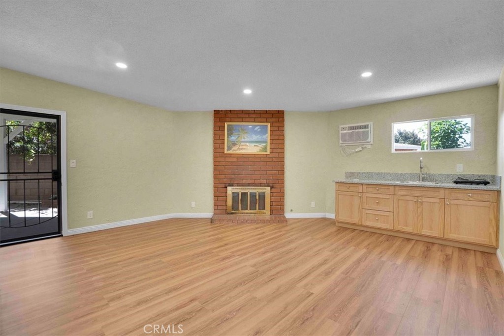 9241 Vicki Drive Property Photo 4