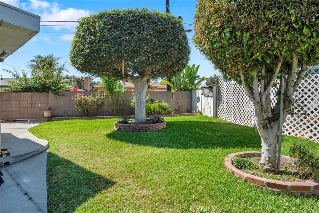 9241 Vicki Drive Property Photo 17