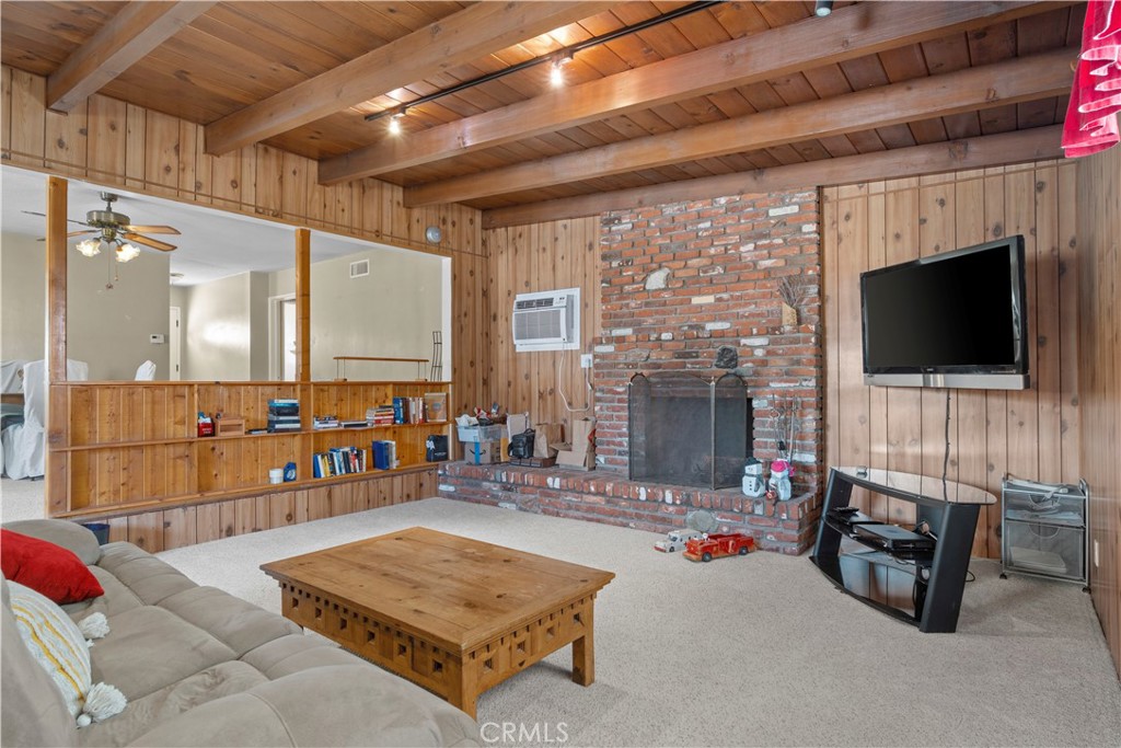 317 S Gardenglen Street Property Photo 12