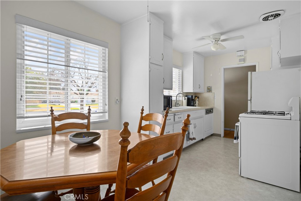 317 S Gardenglen Street Property Photo 14