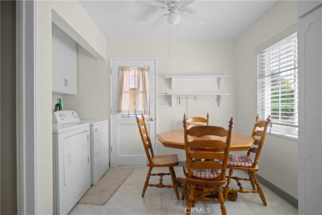 317 S Gardenglen Street Property Photo 15