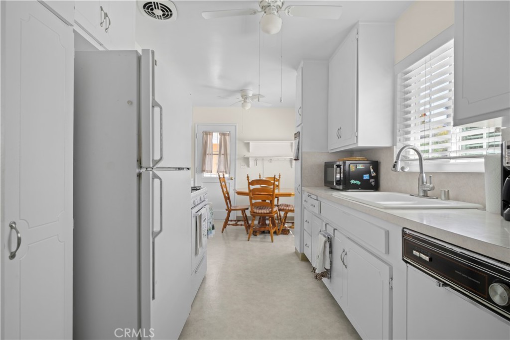 317 S Gardenglen Street Property Photo 17