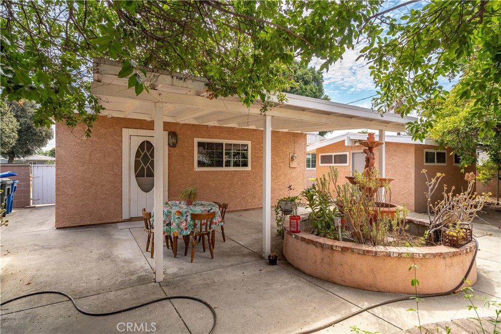 317 S Gardenglen Street Property Photo 18
