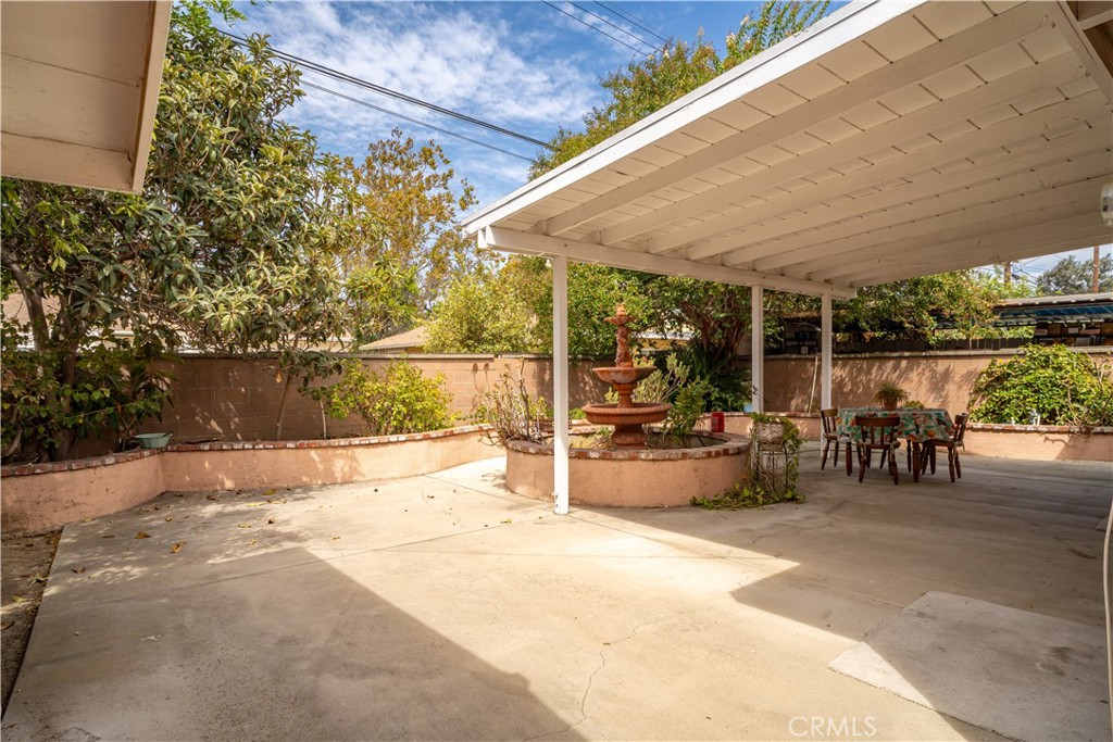 317 S Gardenglen Street Property Photo 19