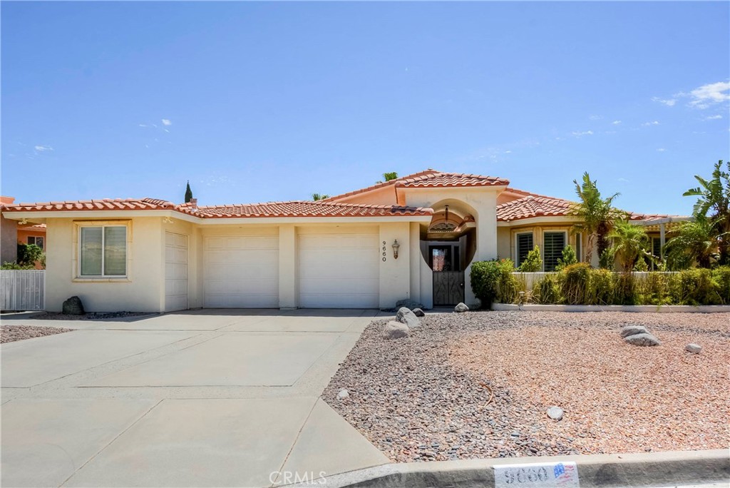 9660 Clubhouse Property Photo 3