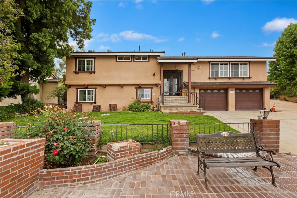 8954 Caballero Drive Property Photo 11