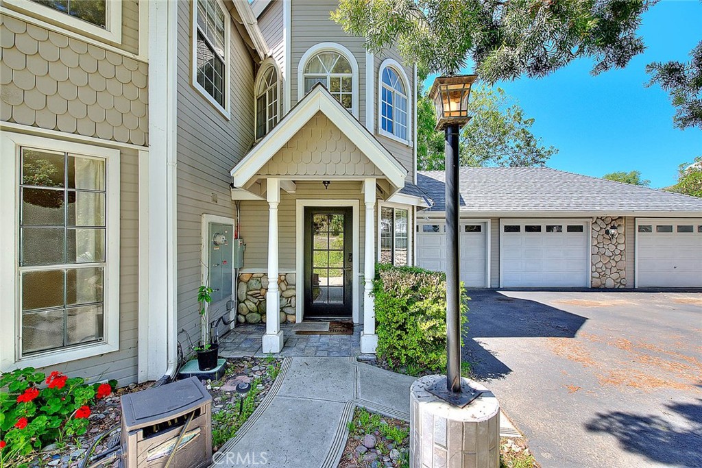 750 Jericho Property Photo 3