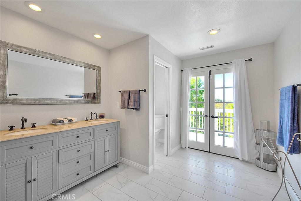 750 Jericho Property Photo 49