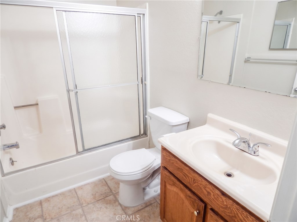 5605 Carlota Blvd B Property Photo 10