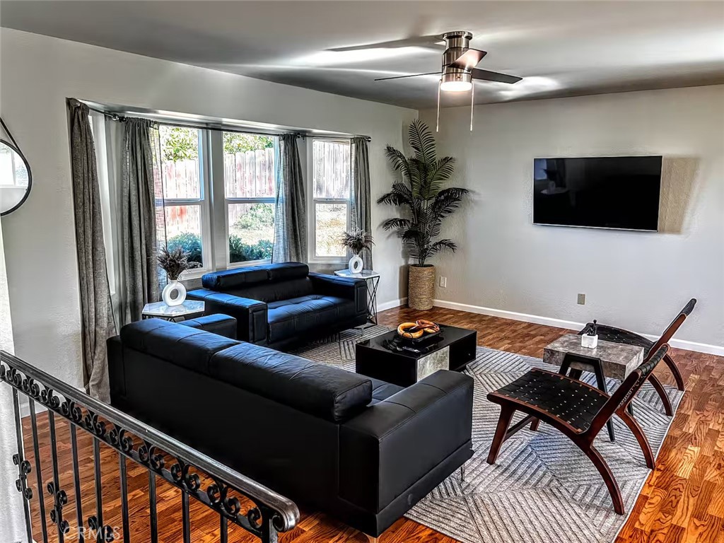 1811 Navajo Place Property Photo 4