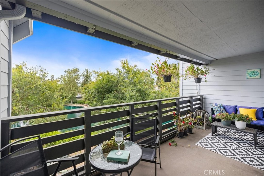 1083 Lakeview Property Photo 22