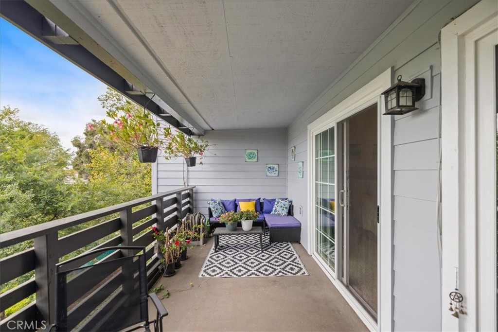 1083 Lakeview Property Photo 23