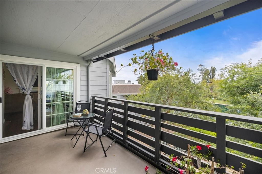 1083 Lakeview Property Photo 24