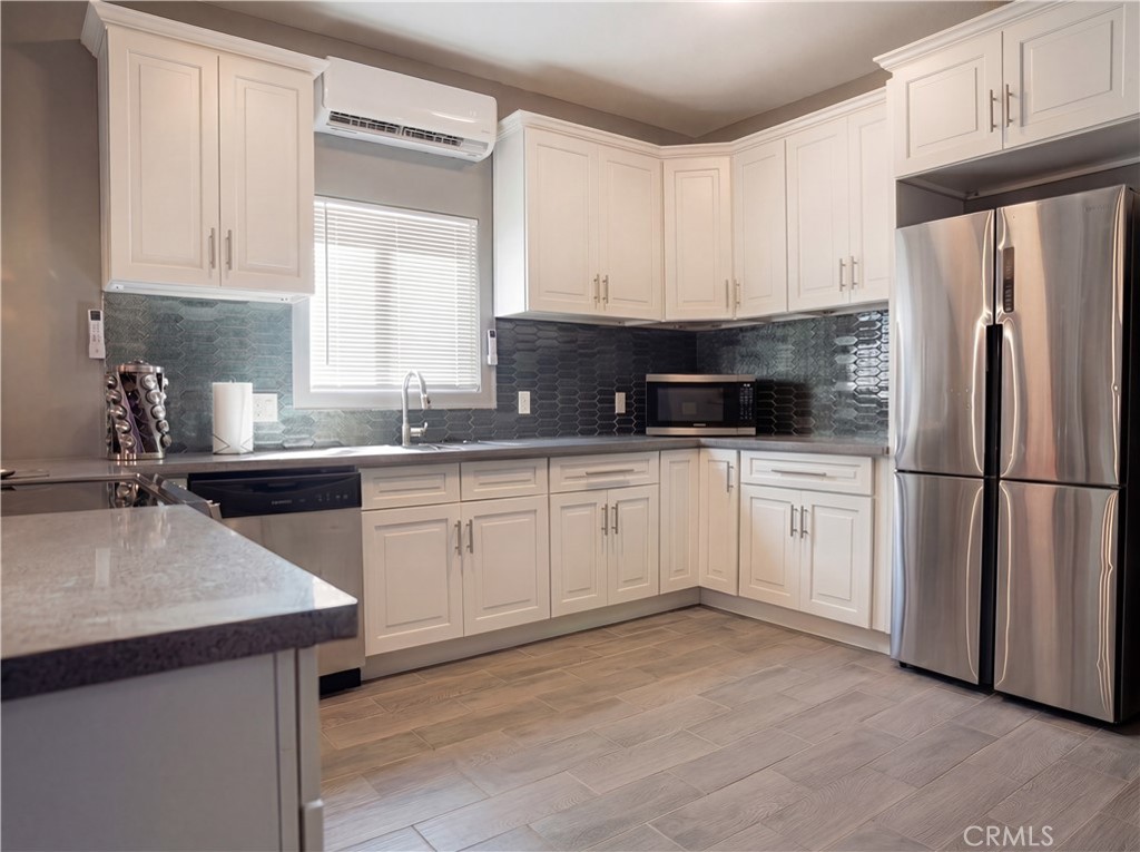 404 D Street Property Photo 8