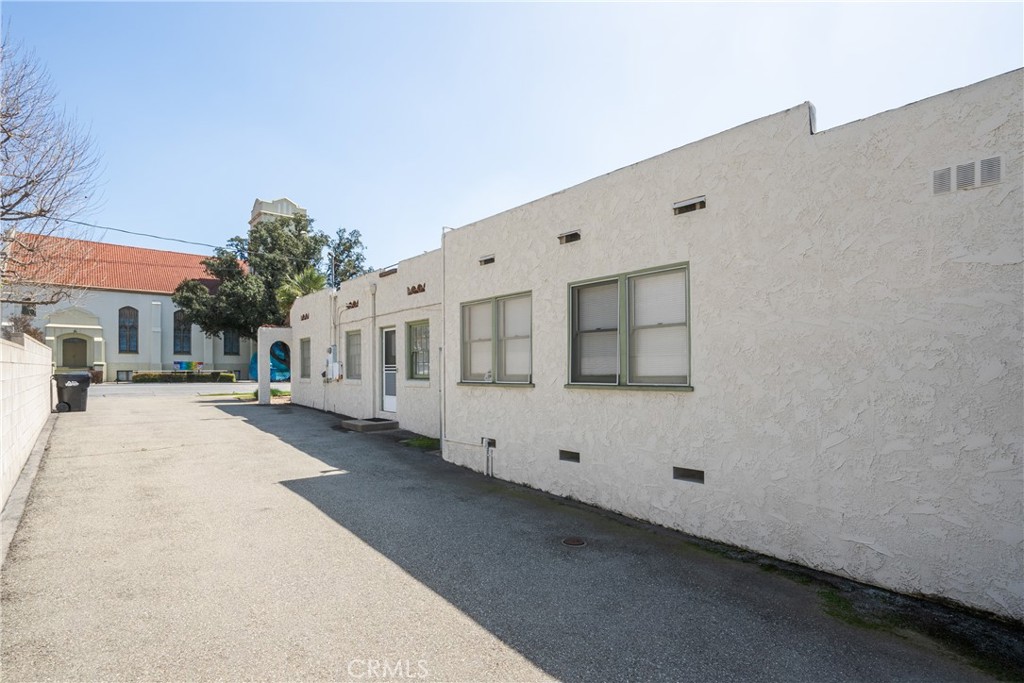 101 W Bennett Avenue Property Photo 13