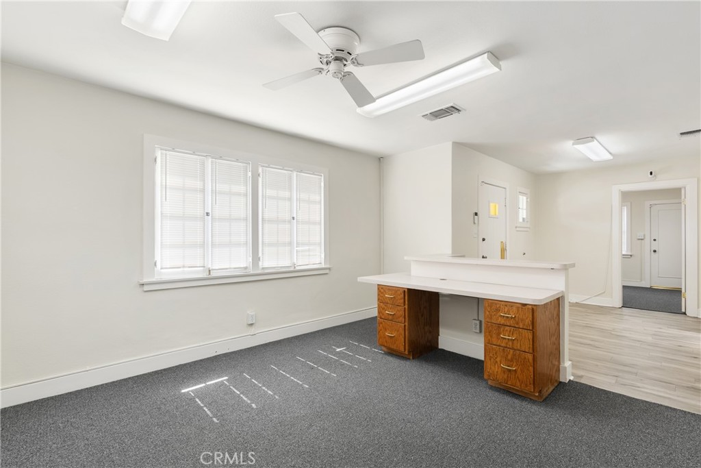 101 W Bennett Avenue Property Photo 17