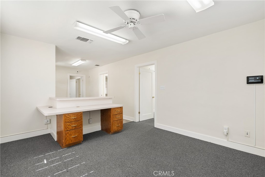101 W Bennett Avenue Property Photo 18
