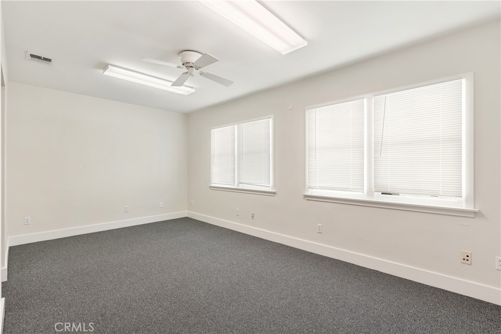 101 W Bennett Avenue Property Photo 38