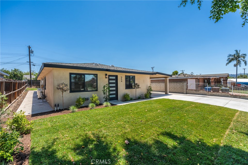 554 Balham Ave Avenue Property Photo 3