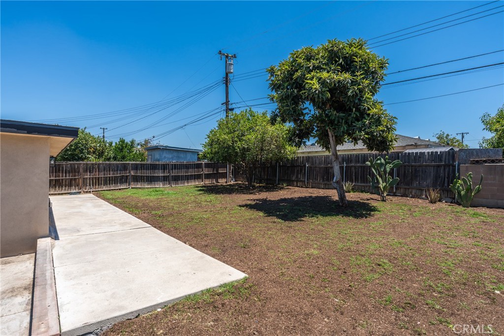 554 Balham Ave Avenue Property Photo 37