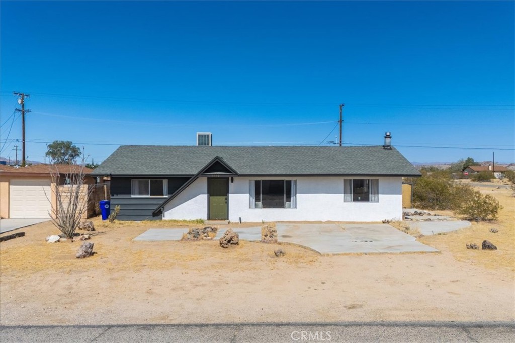 5050 1st E Property Photo 1