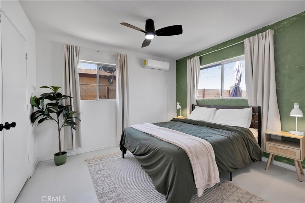 5050 1st E Property Photo 17