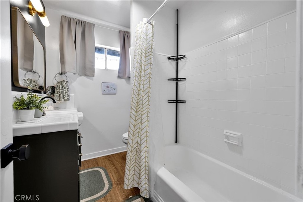 5050 1st E Property Photo 21