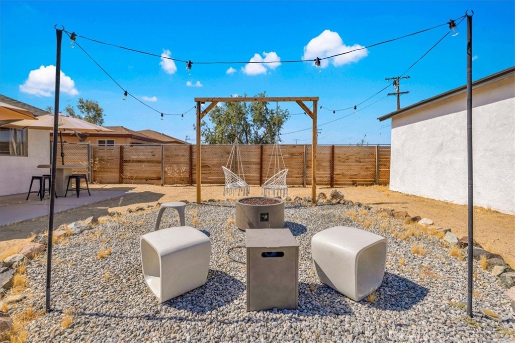 5050 1st E Property Photo 26